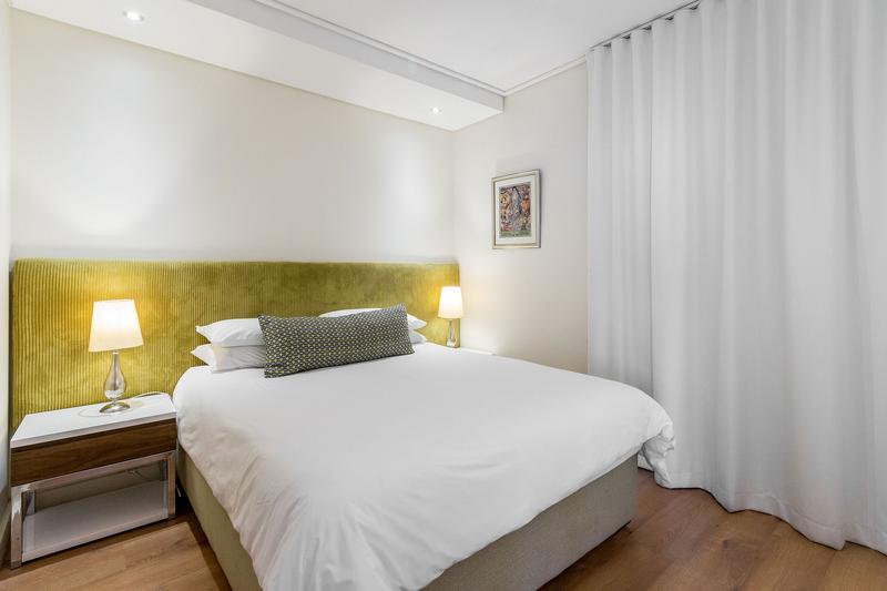 To Let 2 Bedroom Property for Rent in Sea Point Western Cape